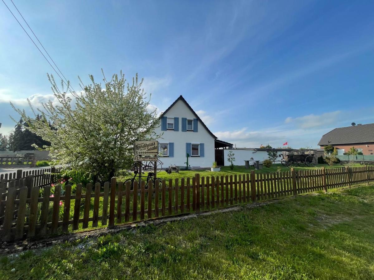 Pension Landhaus An Der Saale Bernburg Eksteriør bilde